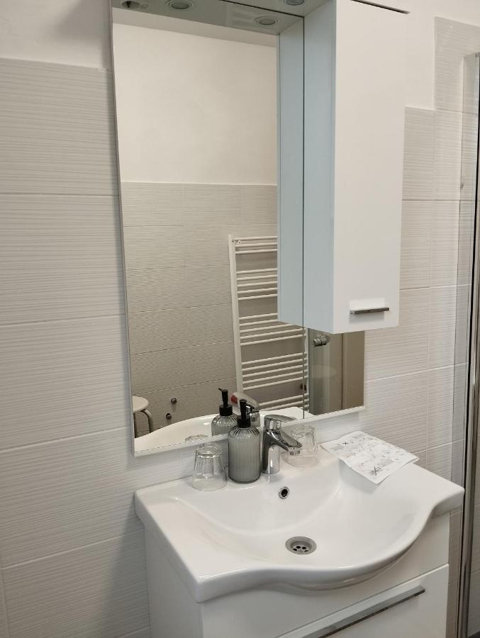 Daal Apartment Roc Ngoại thất bức ảnh